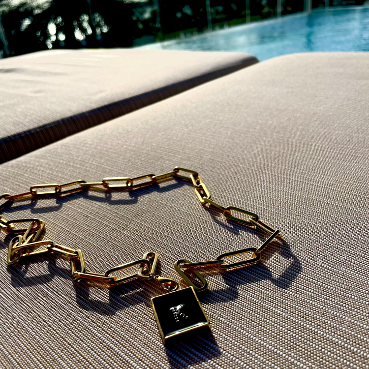 Statement Ketten und Perlen Colliers