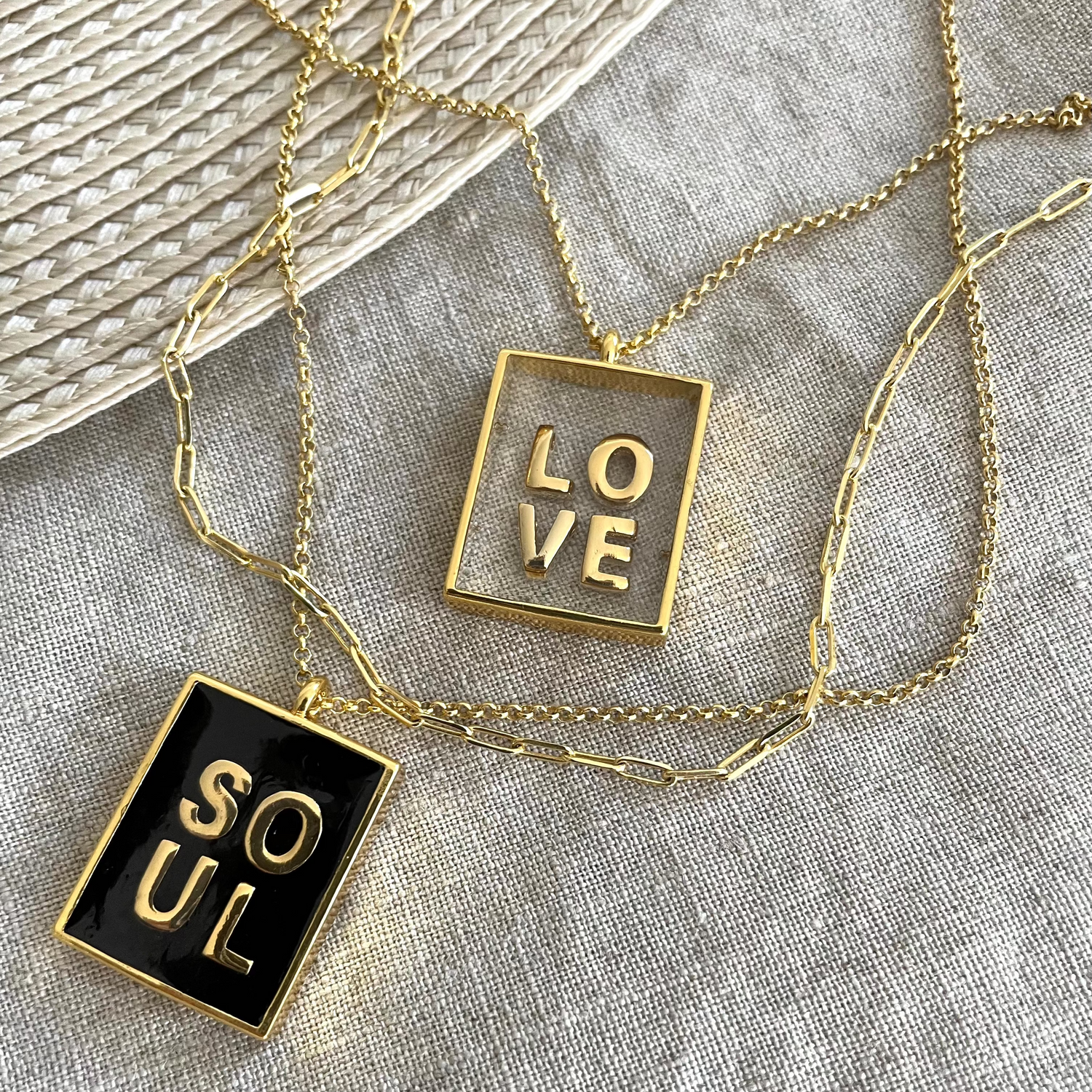 Ketten und Anhänger