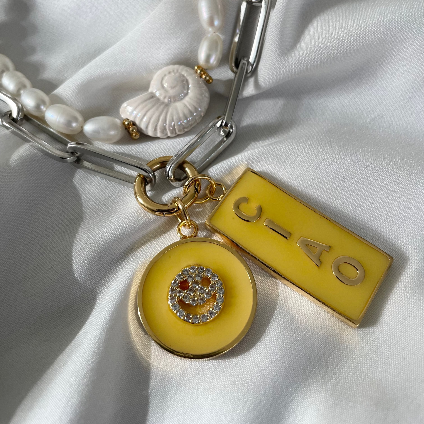 Statement Anhänger ROUND SMILE - Limoncello