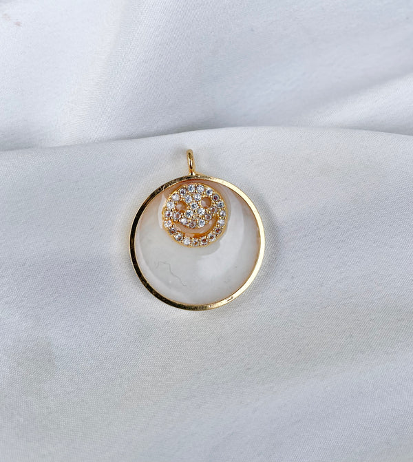 Sample Sale - Statement Anhänger ROUND SMILE milky white