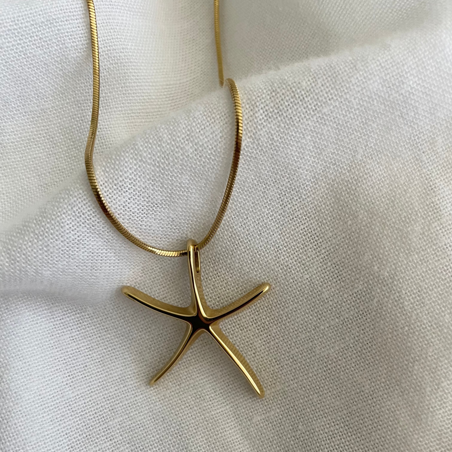 JUNGSundMEER Starfish Anhänger Gold - wahlweise mit Kette